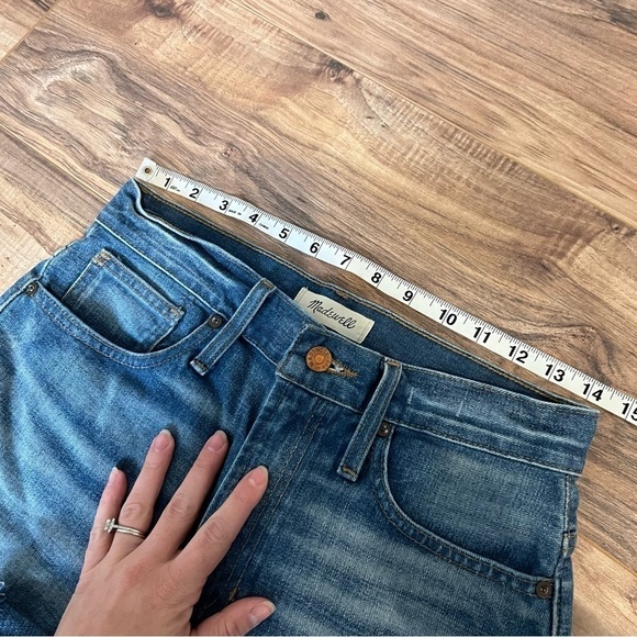 Madewell The Perfect Vintage Short in Dayna Wash - Picture 12 of 13